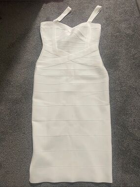 Sleek White Midi Bandage Dress with Straps
